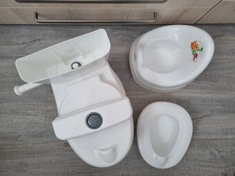 2x nočník - záchod se zvukem na splachování + obyč nočník - 3