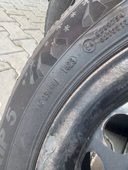 Prodám zimní kola na ocelových ráfkách, 215/60 R16 - 3