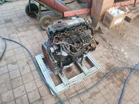 Motor Komatsu 4D98E-FY - 3