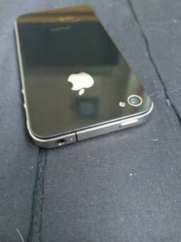 Apple iPhone 4 na díly - 3