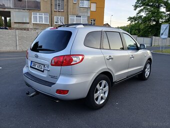 Hyundai Santa Fe 4x4 2,2 Crdi, manuál, max. výbava - 3