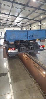 Hákový nosič konterjnerů Mercedes - 3