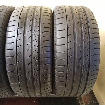 Continental ContiSport 245/45 R18 96W 3,5-5,5mm - 3