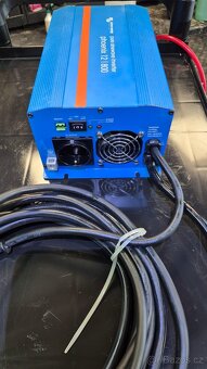 menic napeti 12v 230v victron 1500w - 3