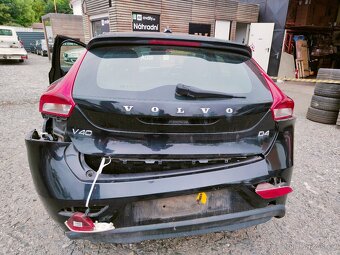 Volvo V40 D4 2,0 130kw - Náhradní díly - 3