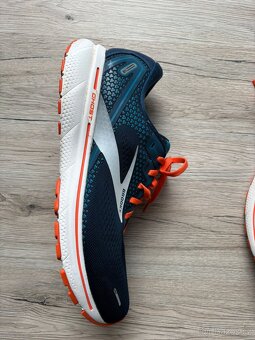 Běžecké boty Brooks Ghost vel 46,5 + sportovní vložky - 3