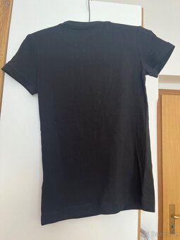 Dámské GUESS tricko velikost XS nove - 3