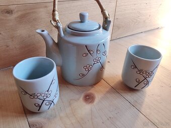 NA PRODEJ JEMNA CAJOVA SADA / SOUPRAVA / CAJOVY SET - 3