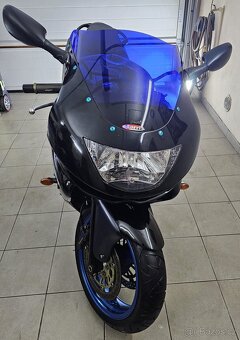 Kawasaki ZX-9R Ninja - 3