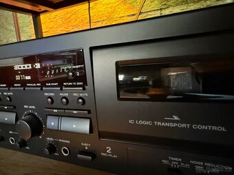 Magnetofonové dvojče TEAC W-1200 - 3