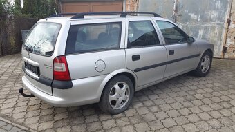 opel vectra B 2.0DTI - nahradni dily - 3