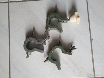 Svorky na zvětšovací přístroj - 3