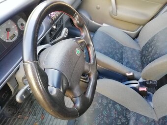 Kožený volant Felicia - 3