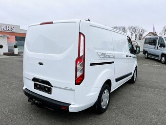 Transit Custom 2,0TDCi 96KW L1, regály SORTIMO,svěrák,navi.. - 3