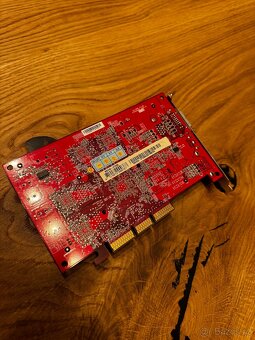 MSI MS-8866 s čipem NVIDIA GeForce MX440 - 3