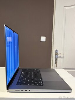 MacBook PRO 16” M1 PRO - 3