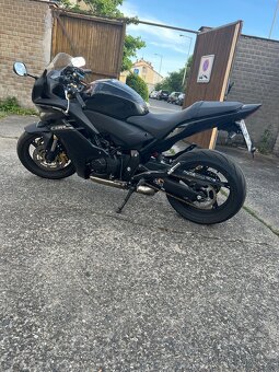 Honda CBR 600f 2011 r.v. - 3