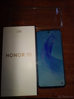 Nový telefon Honor 90 Lait - 3