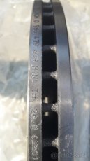 KOTOUČE PŘEDNÍ BOSCH 0 986 479 67 - 3