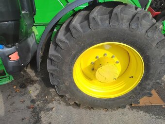 Traktor John Deere 6155R - 3
