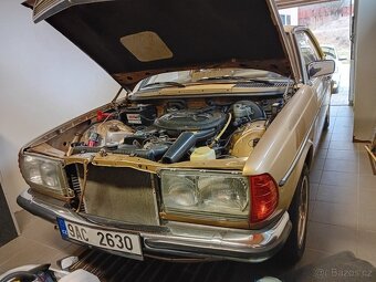 Mercedes W123C 230 CE kupé , benzín , automat - 3