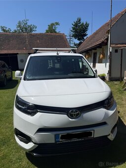 Toyota proace city verso 7 místné. Nájezd 57300km - 3