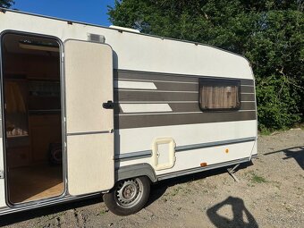 Obytný Karavan Eriba- NOVA 531 - 3