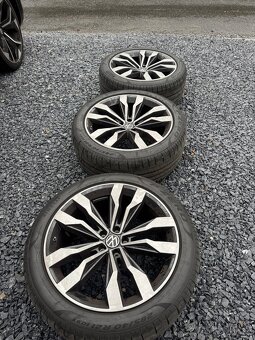 Pirelli Pzero 285/40/r21 NOVÉ - 3