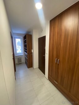 Pronájem moderního bytu 2+1 o výměře 57 m2 - 3