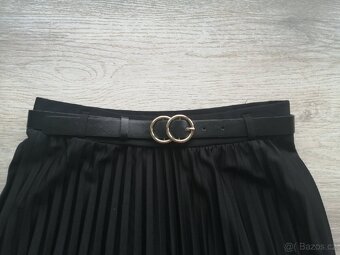 DÁMSKÉ ( DÍVČÍ) OBLEČENÍ - 3