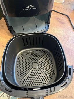 Horkovzdušná fritéza Eta Brilla Digi - 3