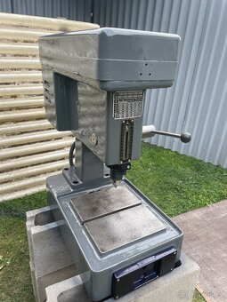 Stolní vrtačka TOS - 3