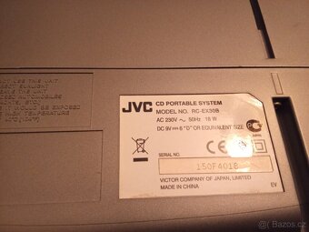 Přehrávač JVC - 3