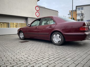 W210e 240 automat - 3