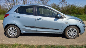 Mazda 2 - 3