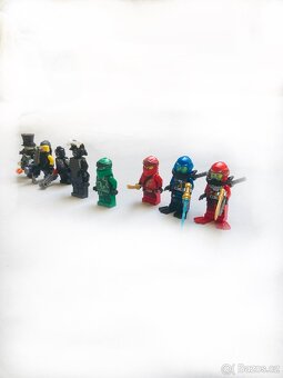 LEGO Ninjago Mix Minifigurek – Sbírka 8 postav - 3