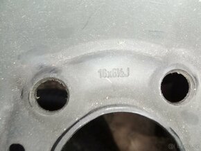 zimní sada pro Volvo V 70 guma 205/55 R 16 disk 16x61/2J - 3