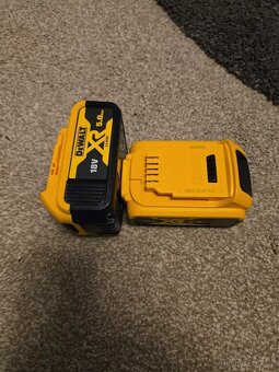 2x baterie DEWALT DCB184 18V - 3