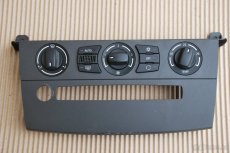 BMW e61, e60 kryt automat klimatizace a rádia vstupem na CD - 3