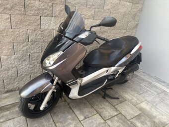 Yamaha x Max 250 2006 - 3