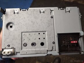 Originální rádio Volkswagen RCD 310 a reproduktory 165 - 3