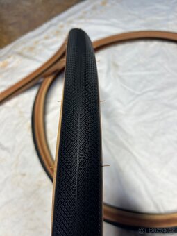 Gravel pláště 700x35C - 3