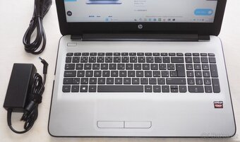 HP 15 AMD A10 (čtyřjádro) 8GB DDR4 SSD 2xgrafika Win11Pro - 3
