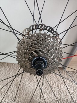 Kompletní zapletená kola bontrager 29" - 3