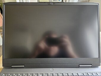 Notebook Lenovo LOQ 15IRH8 (82XV00DRCK) - 3