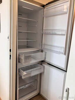 Lednice s mrazákem Samsung - 3