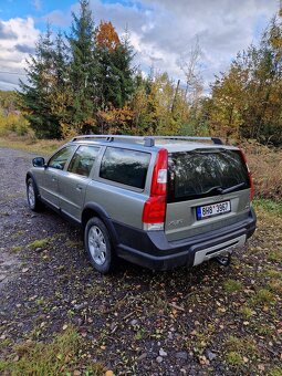 Volvo xc70 2.4D5 136kw - 3