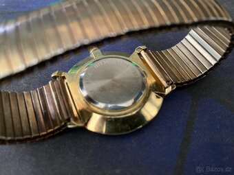 Analogove hodinky Japona - 3