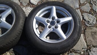 al kola 15 5x112 na MERCEDES A B + zimní 185 65 15 - 3