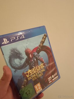 PlayStation 4 500GB White - 3